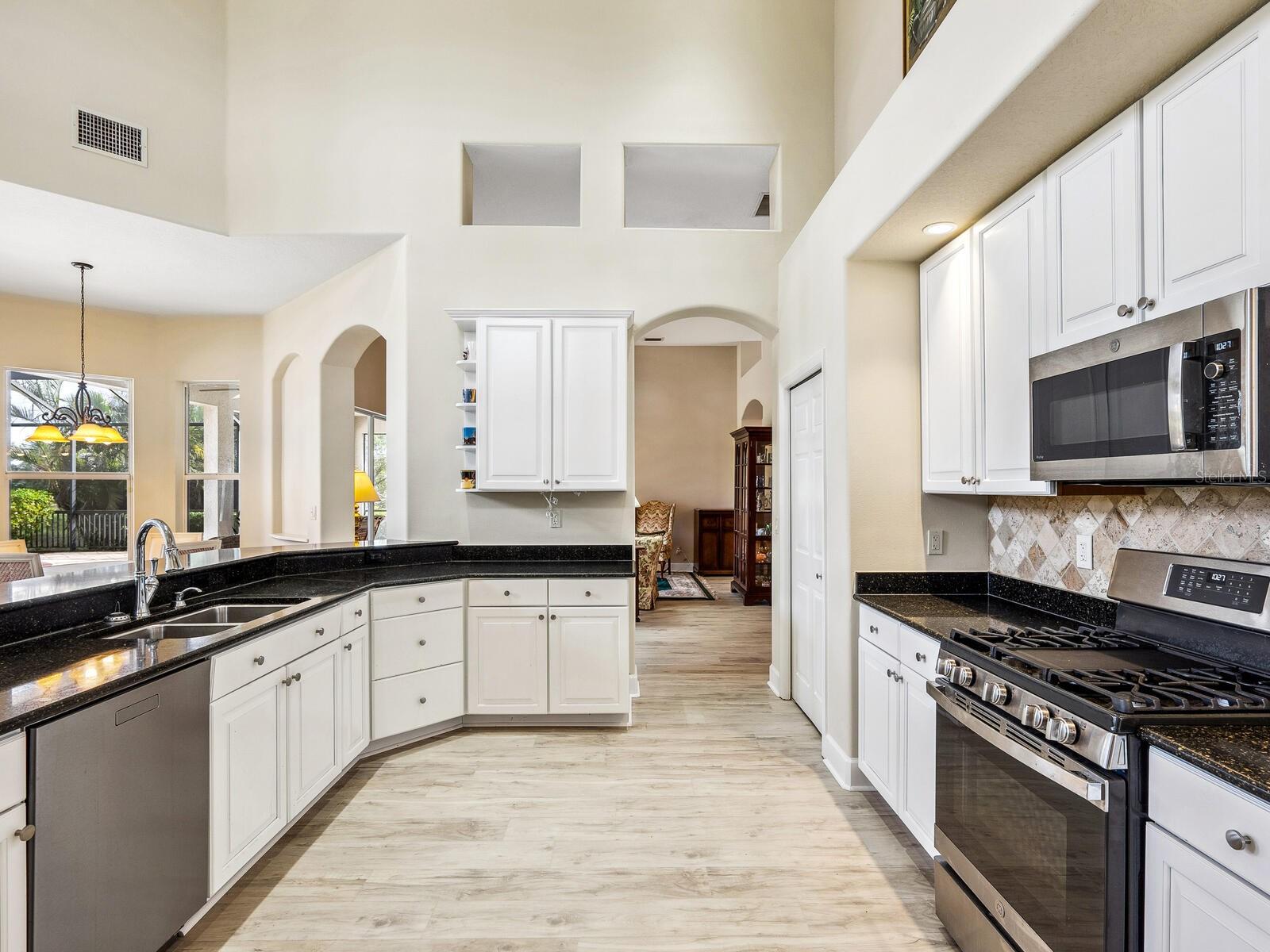 BARTON FARMS - Residential