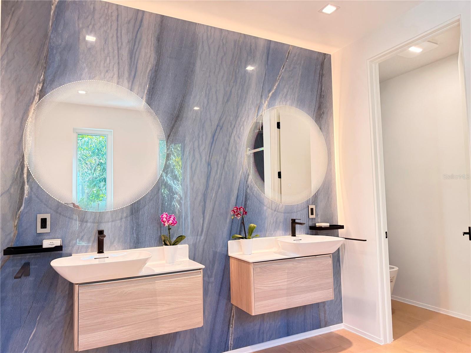 COQUINA BEACH - Residential