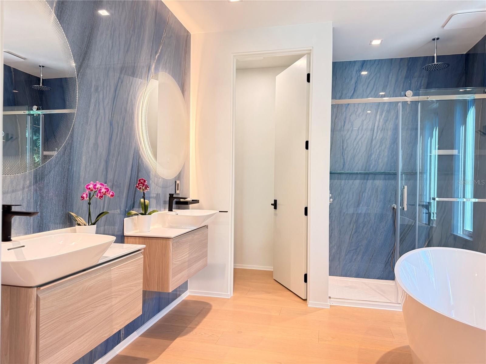 COQUINA BEACH - Residential