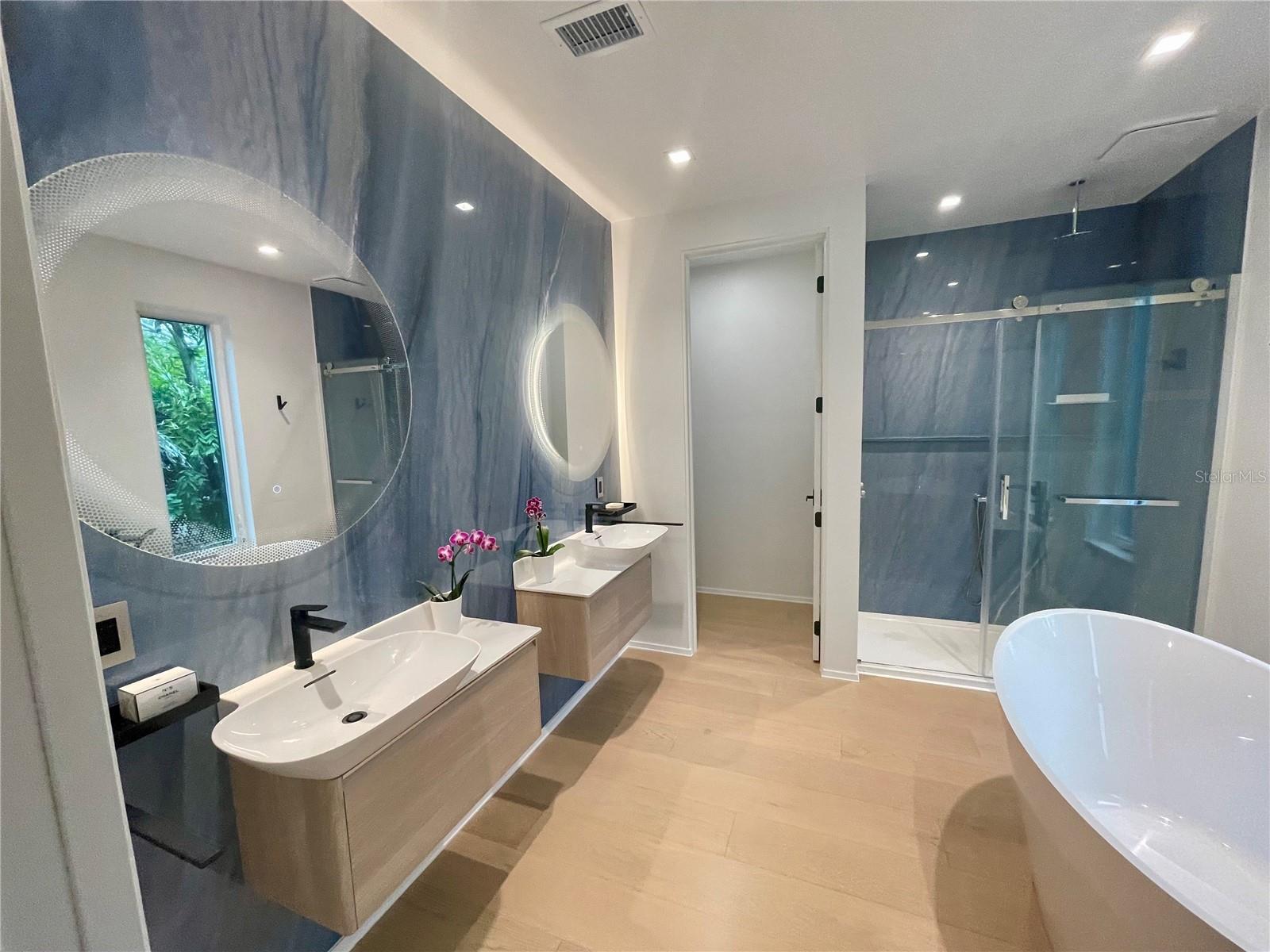 COQUINA BEACH - Residential