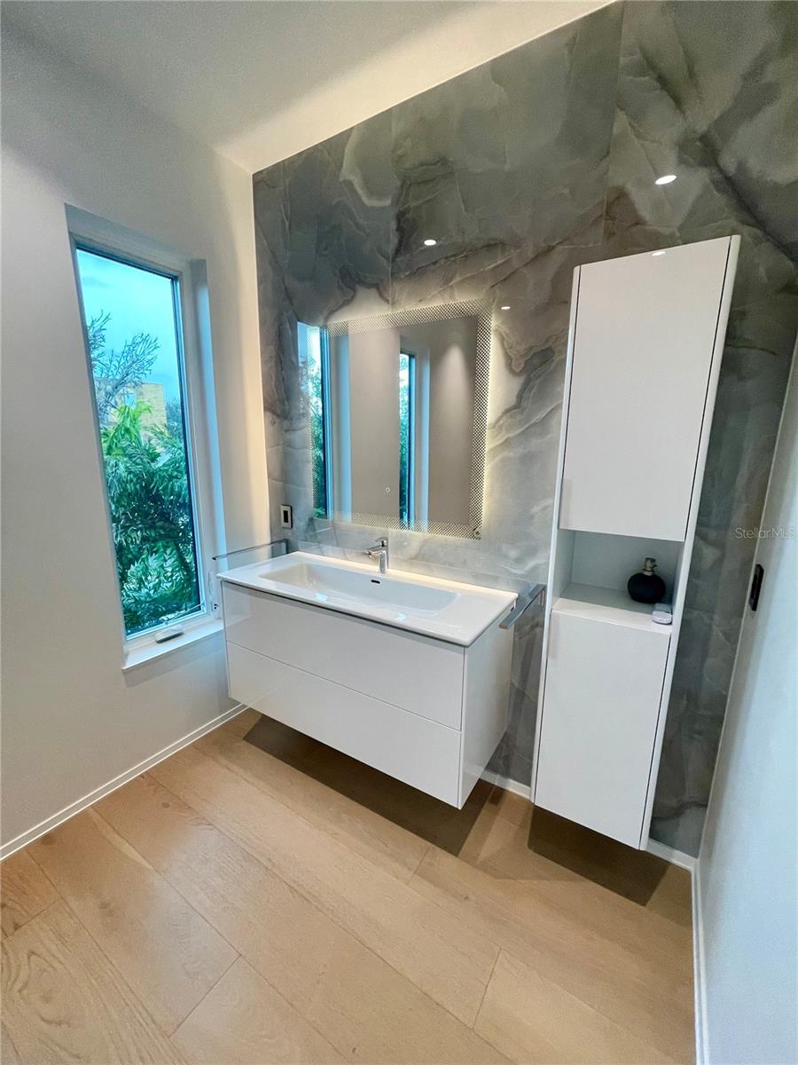 COQUINA BEACH - Residential