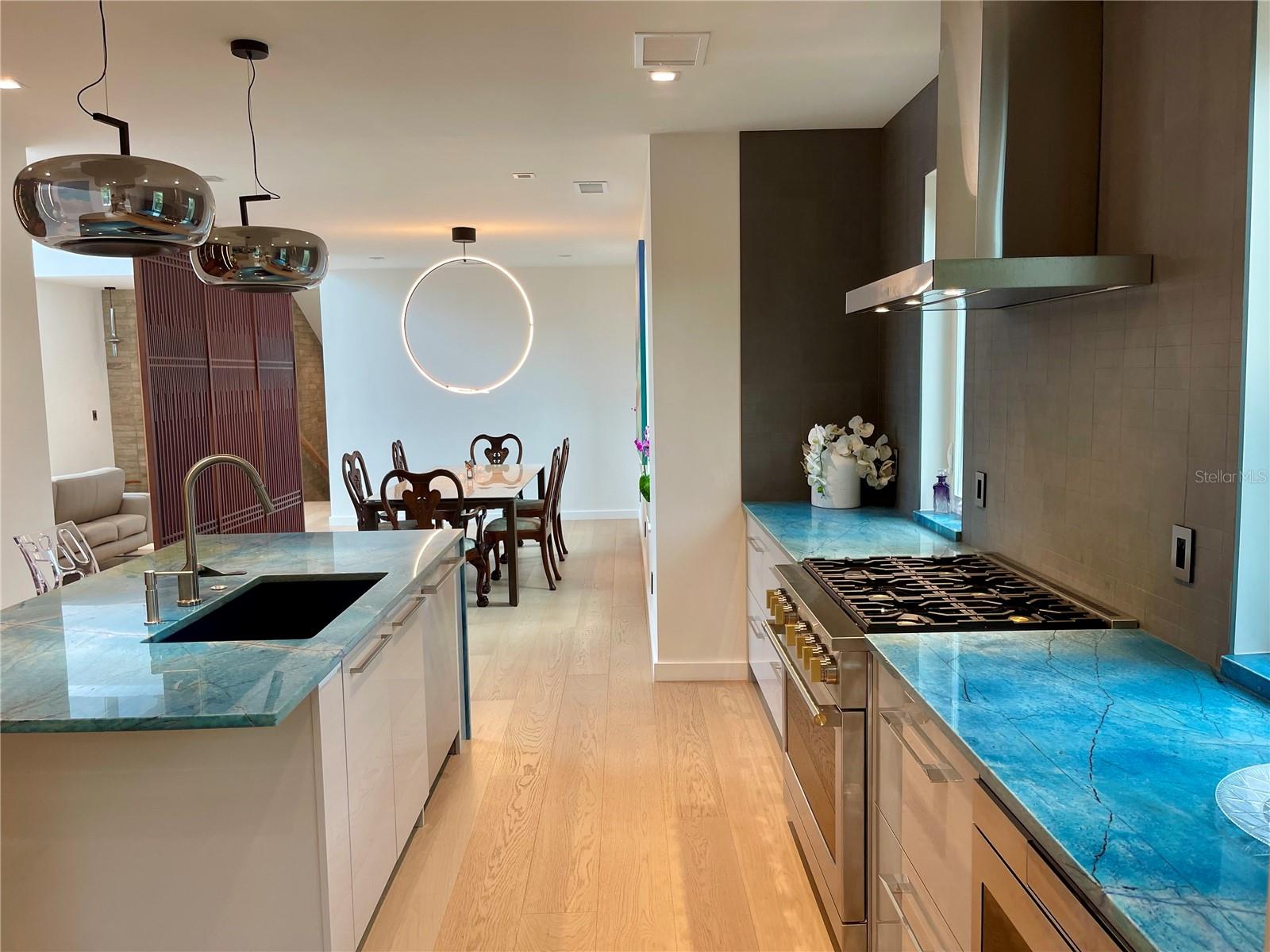 COQUINA BEACH - Residential