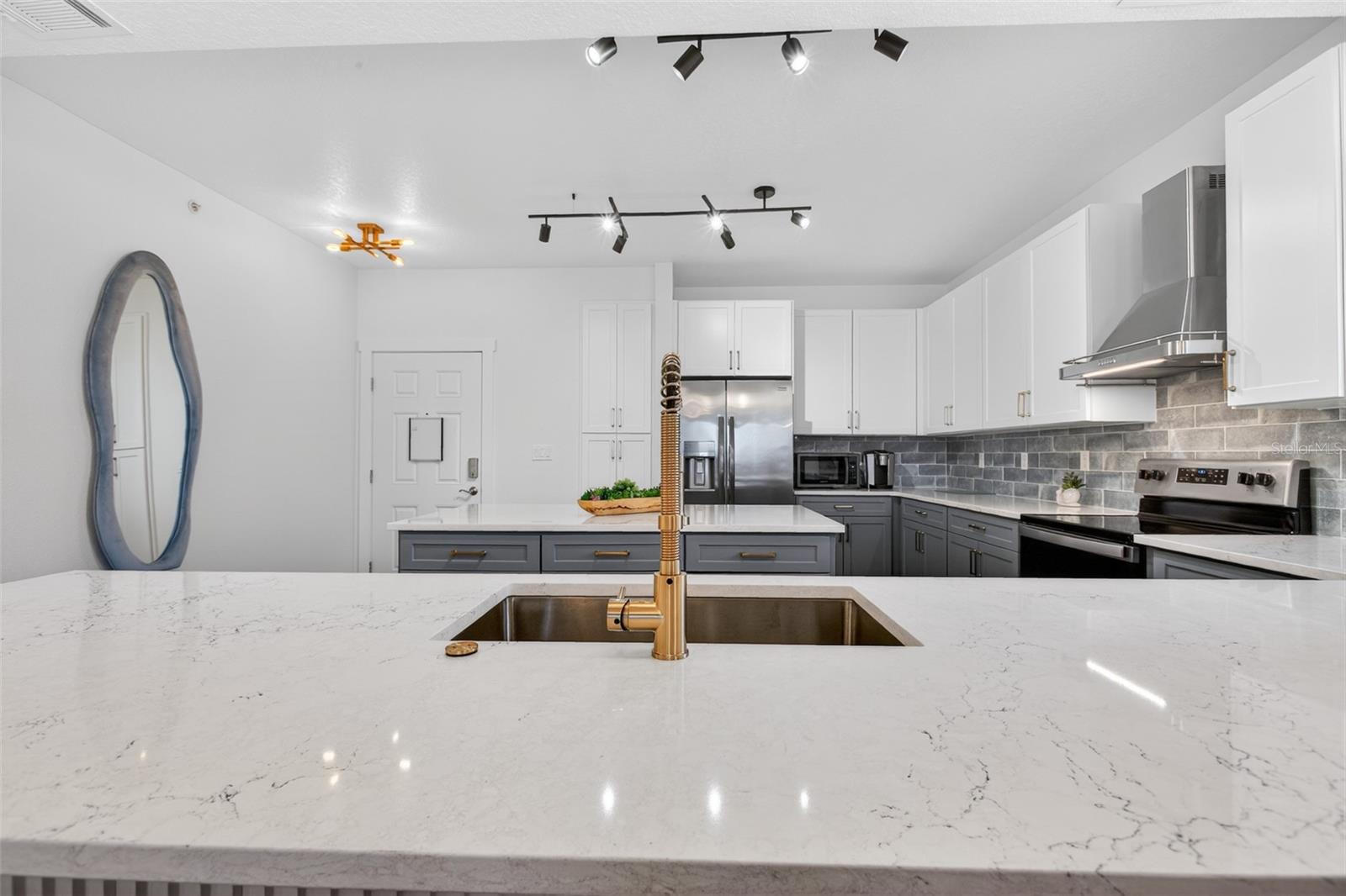 SURF CLUB II CONDO - Residential