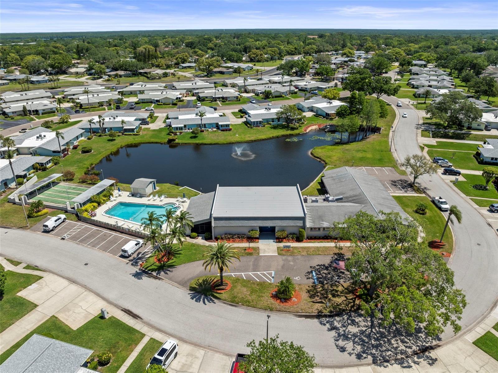 PATIO CONDO 1 - Residential