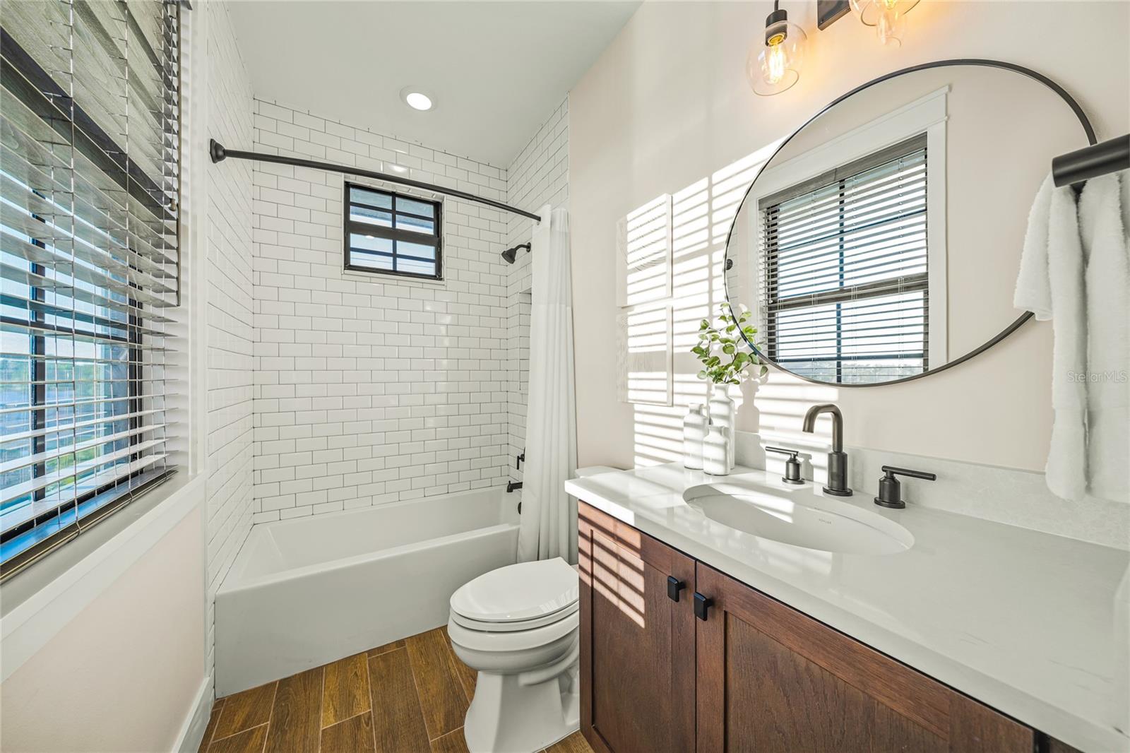 POINT OF ROCKS TERRACE - Residential