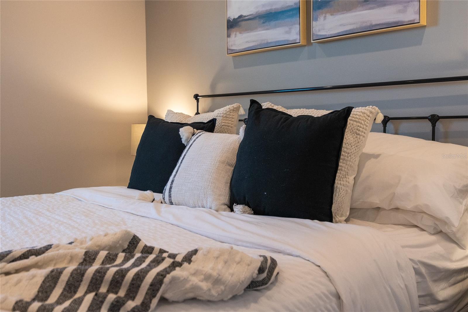 POINT OF ROCKS TERRACE - Residential