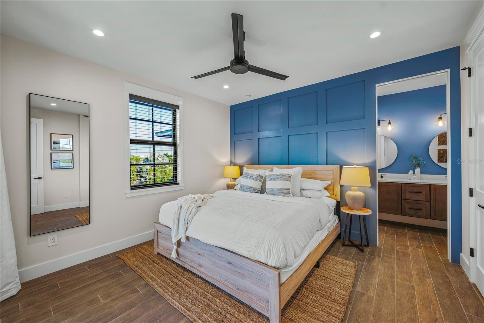 POINT OF ROCKS TERRACE - Residential