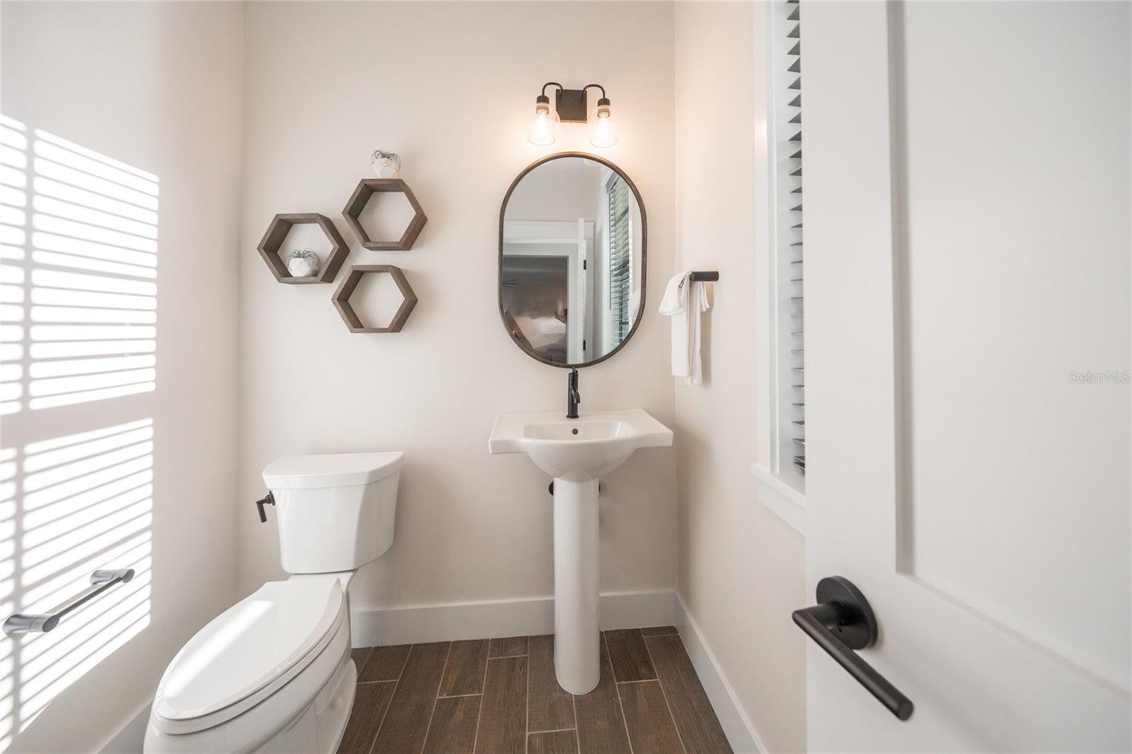 POINT OF ROCKS TERRACE - Residential