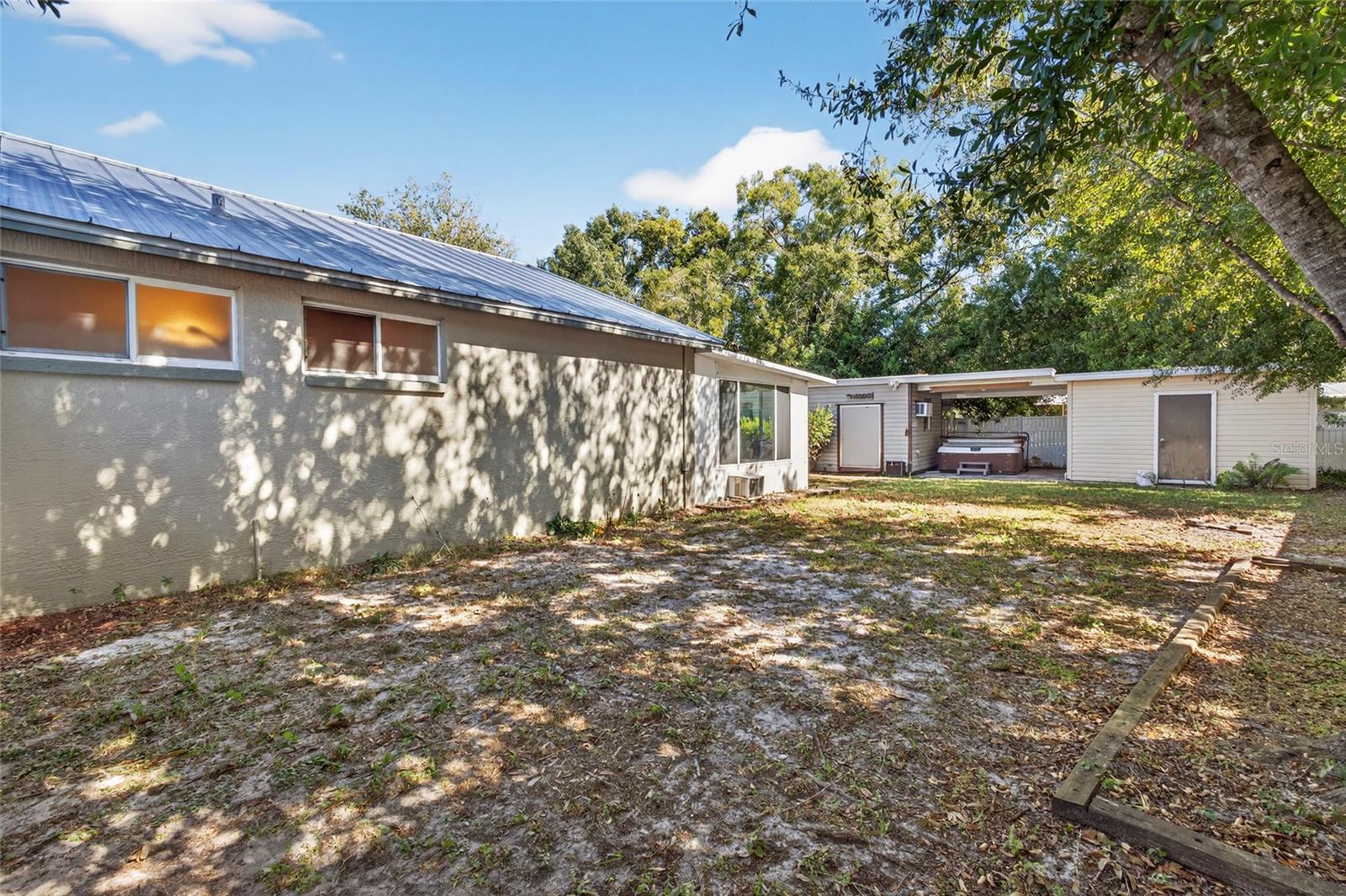 BELL HARBOR - Residential