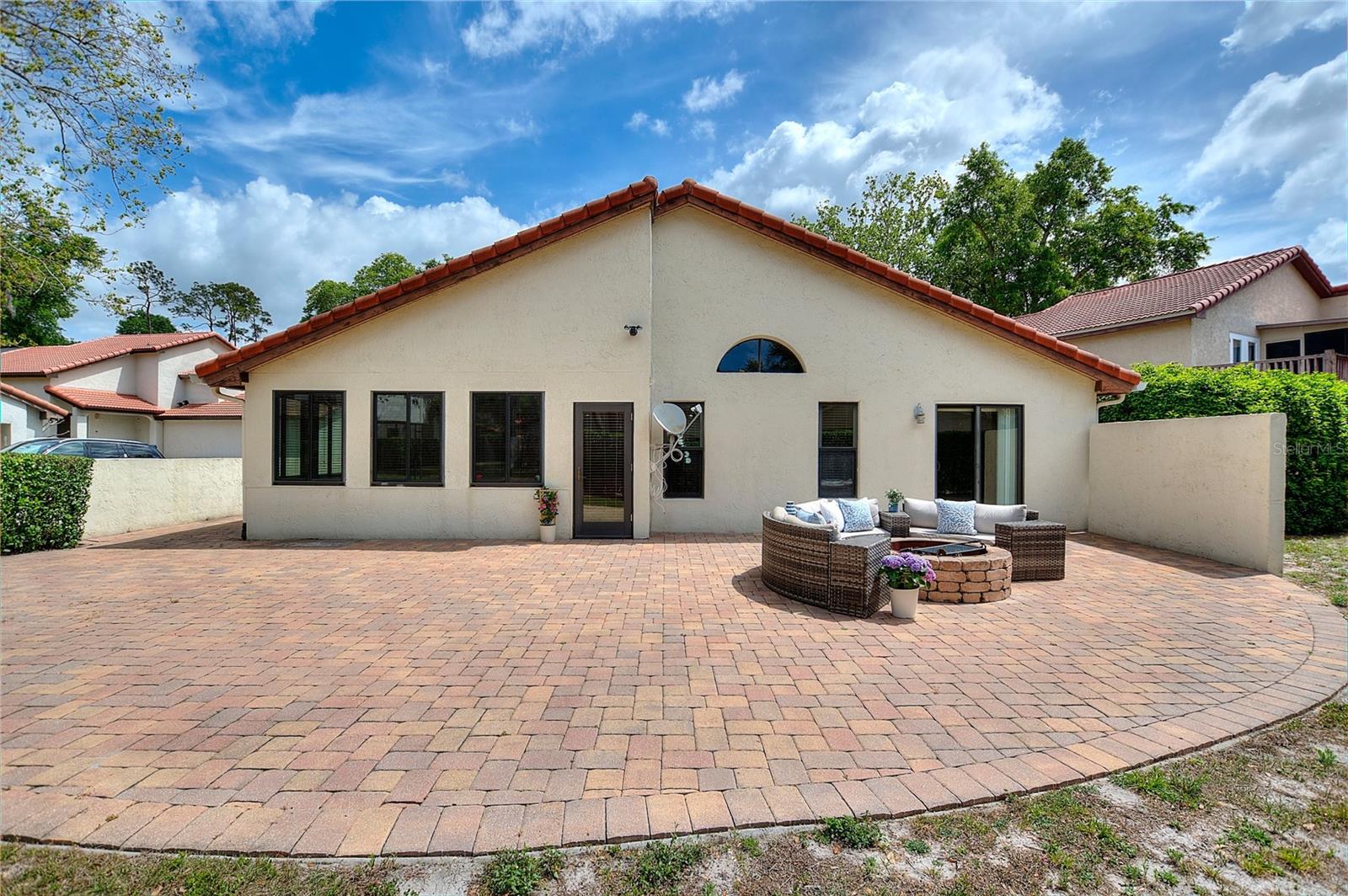 ORANGE TREE COUNTRY CLUB - Residential