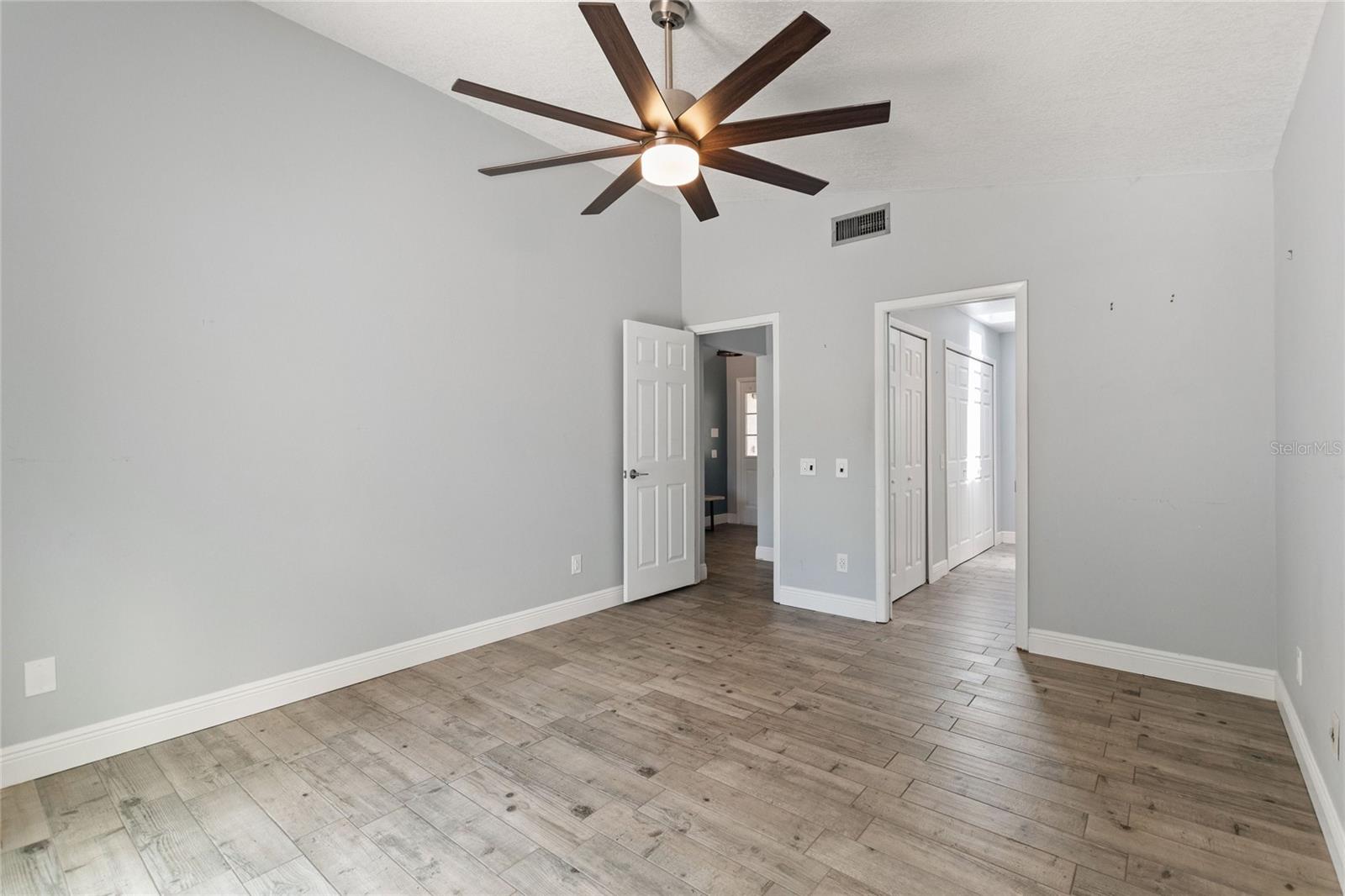 ORANGE TREE COUNTRY CLUB - Residential