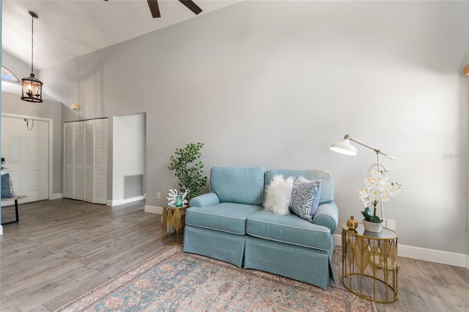 ORANGE TREE COUNTRY CLUB - Residential