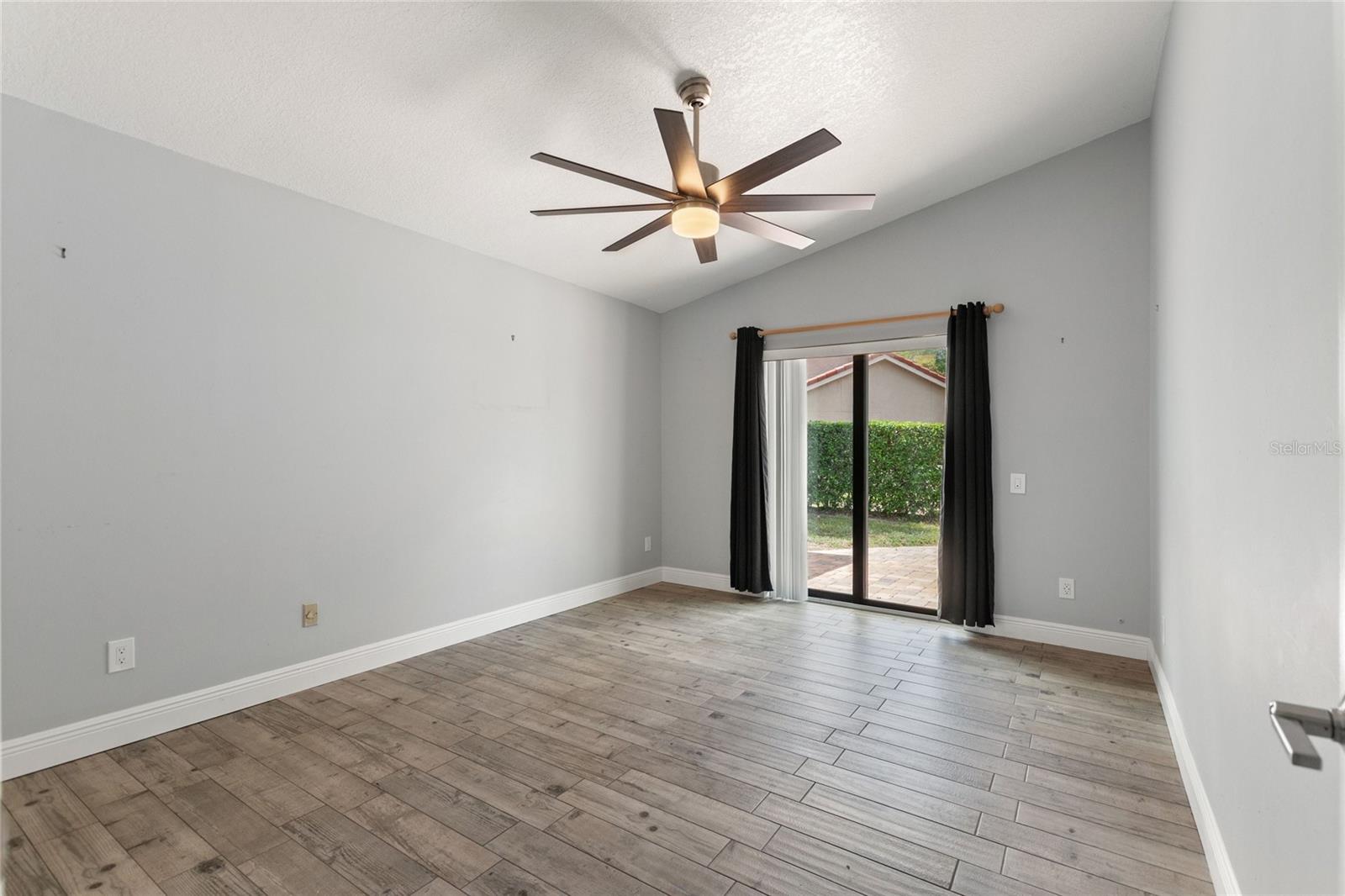 ORANGE TREE COUNTRY CLUB - Residential