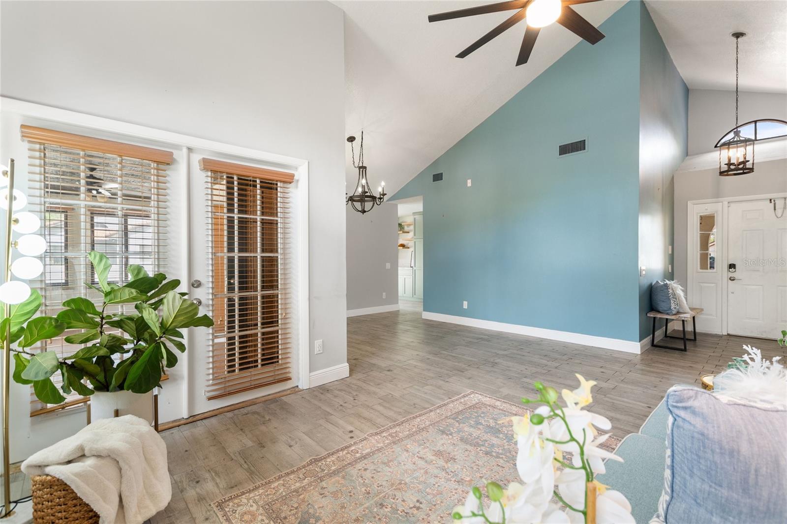 ORANGE TREE COUNTRY CLUB - Residential