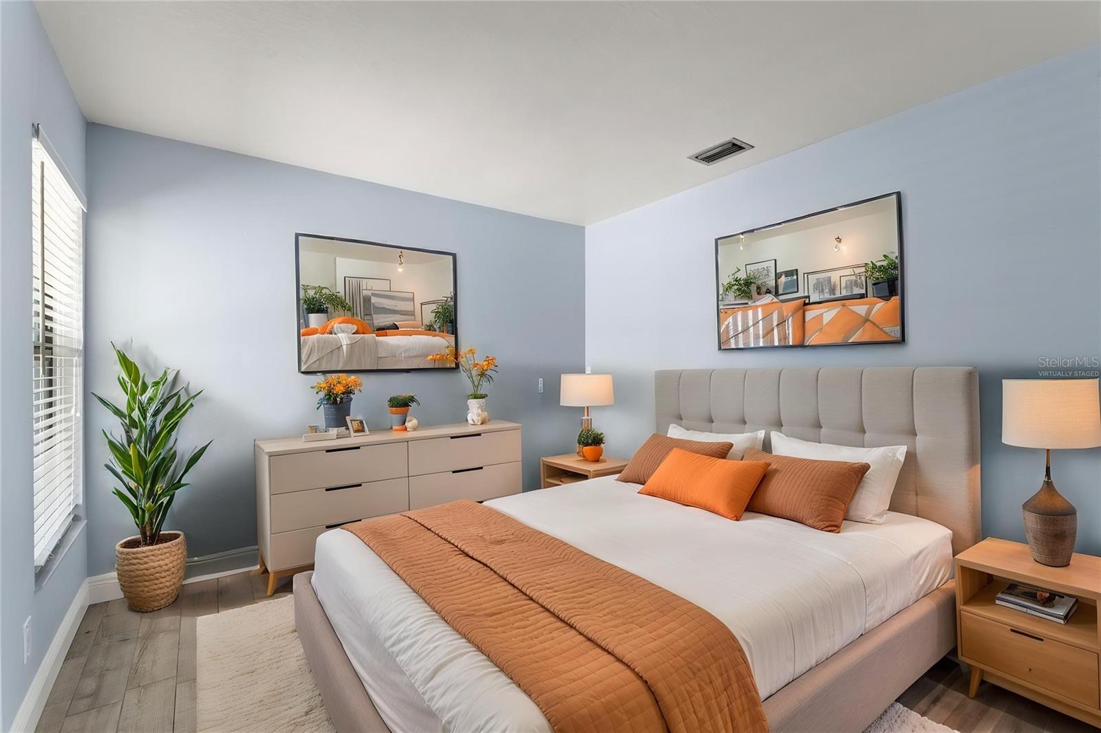 ORANGE TREE COUNTRY CLUB - Residential