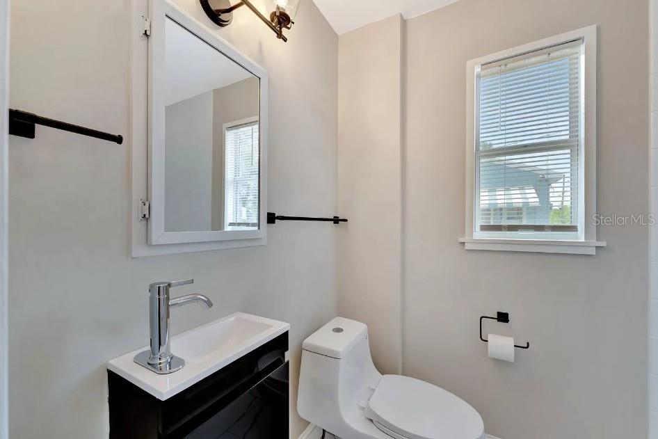 SPRING HILL REV - Residential Lease