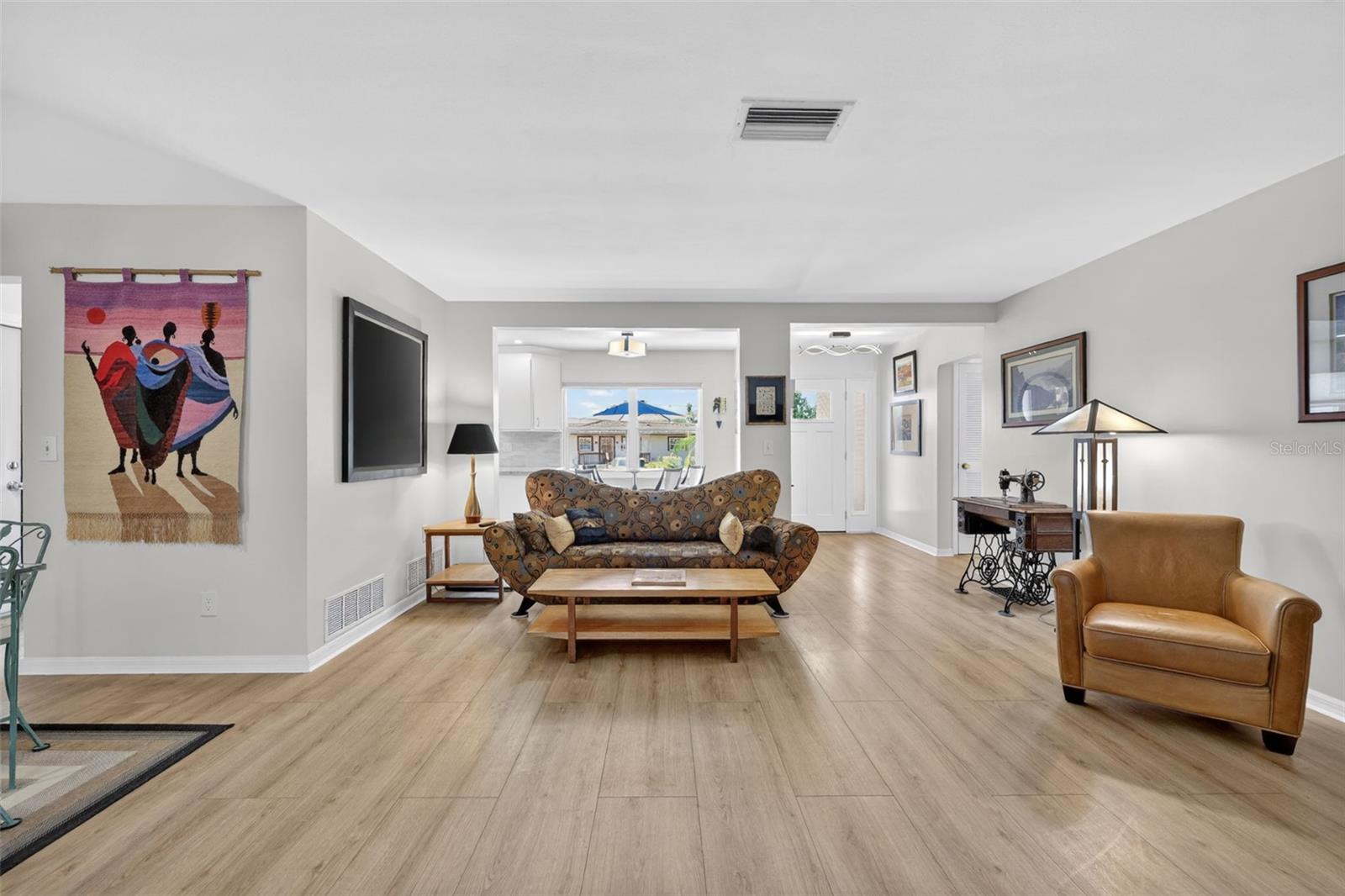 BAYWOOD VILLAGE - Residential