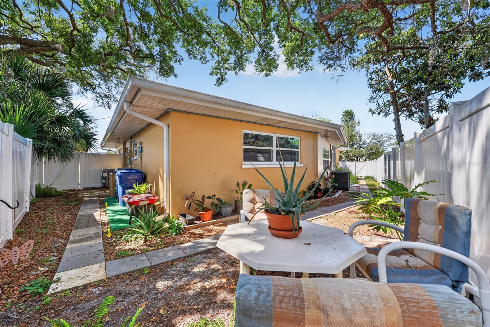 BAYWOOD VILLAGE - Residential