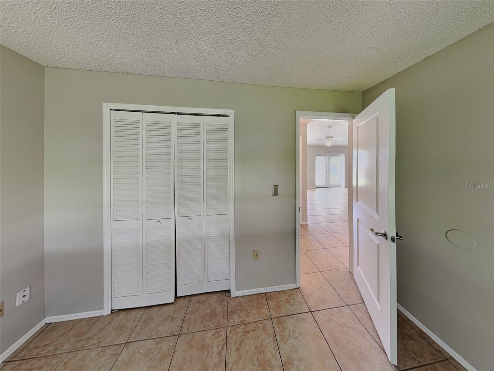 SILVER BEND - Residential Lease