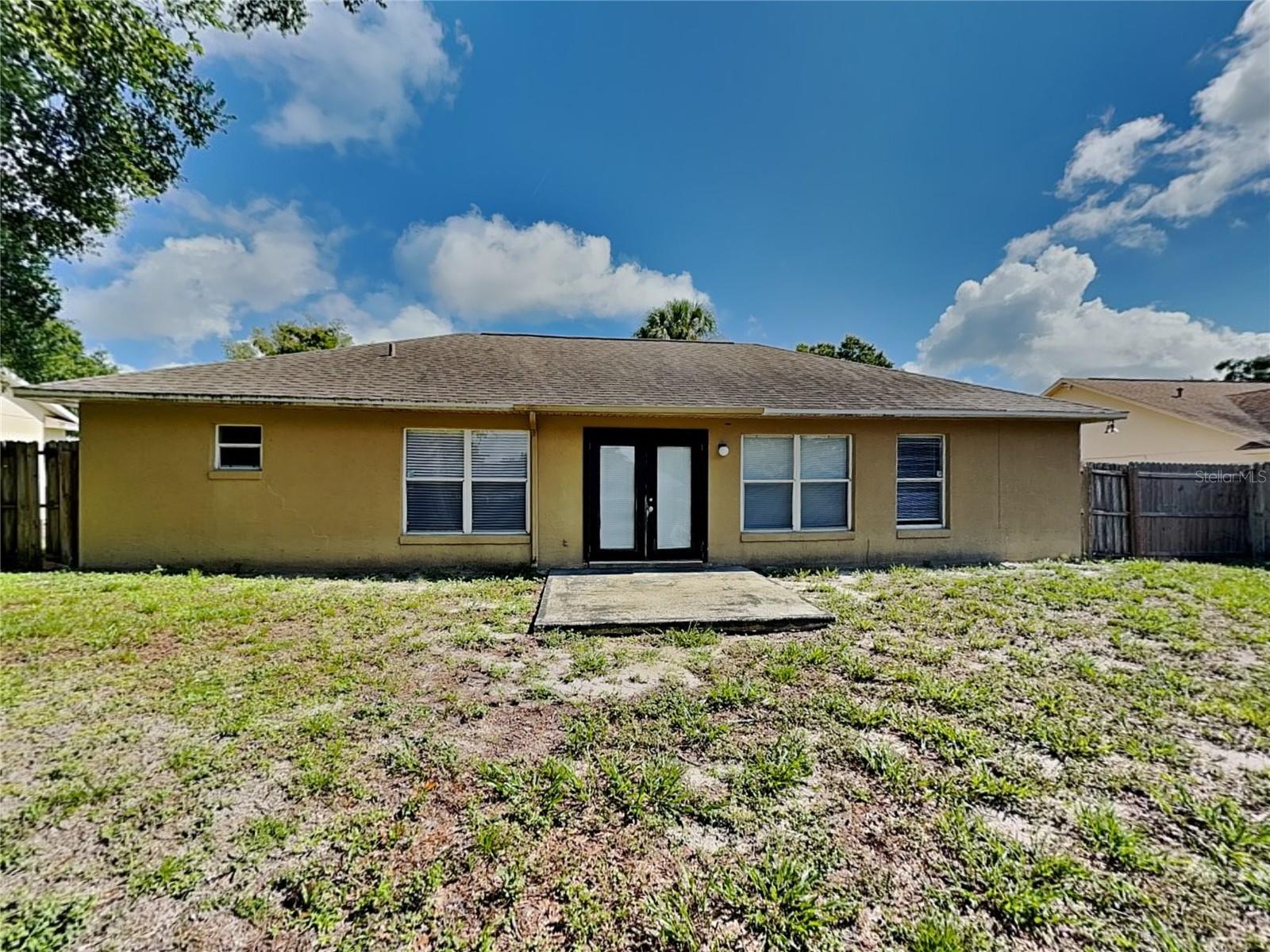 SILVER BEND - Residential Lease