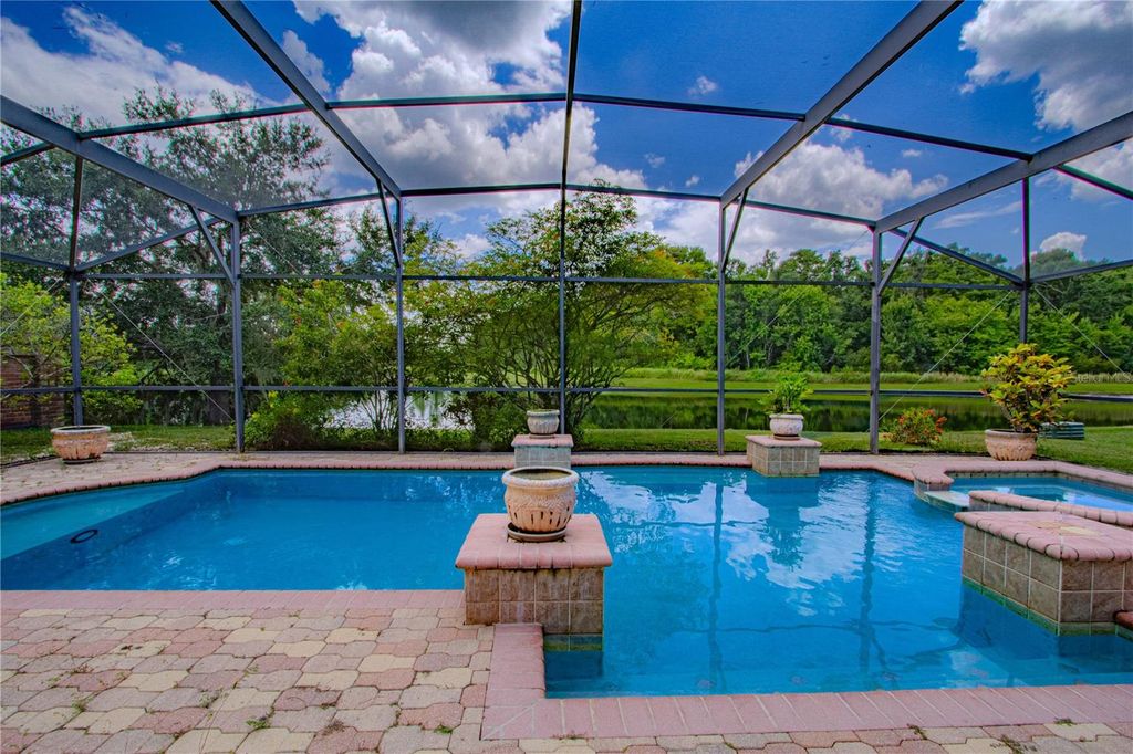 Photo of 5500 Willow Bend Trail, Kissimmee, FL 34758 (MLS # O6334588)