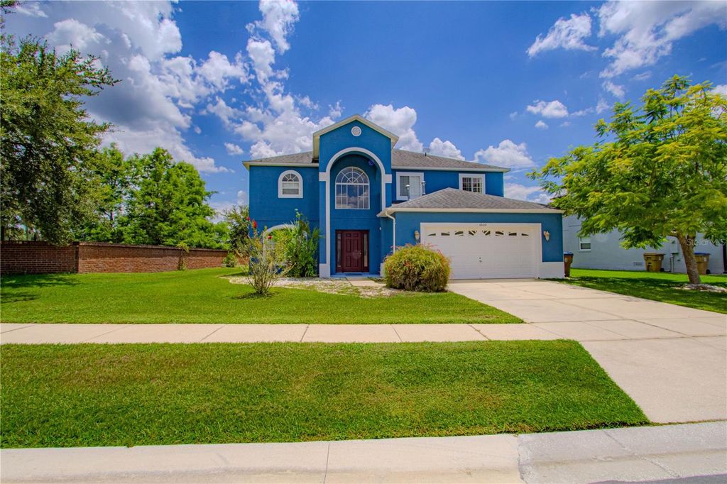 Photo of 5500 Willow Bend Trail, Kissimmee, FL 34758 (MLS # O6334588)