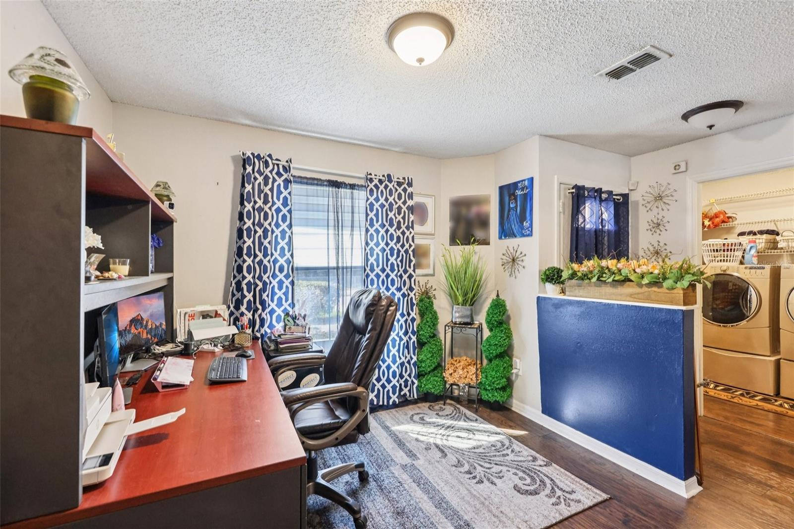 REGENCY PARK - Residential