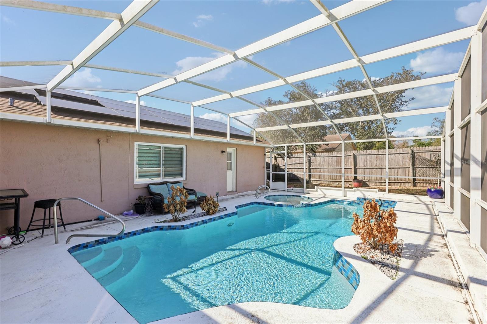 REGENCY PARK - Residential