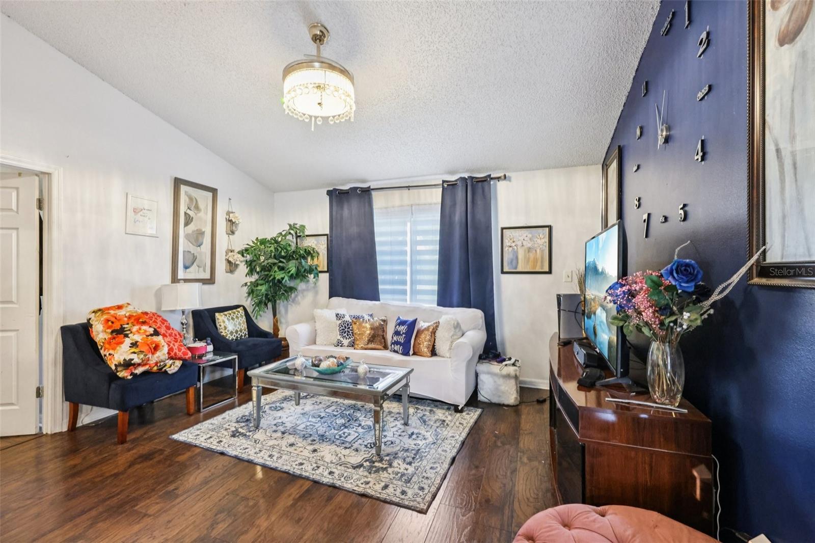 REGENCY PARK - Residential