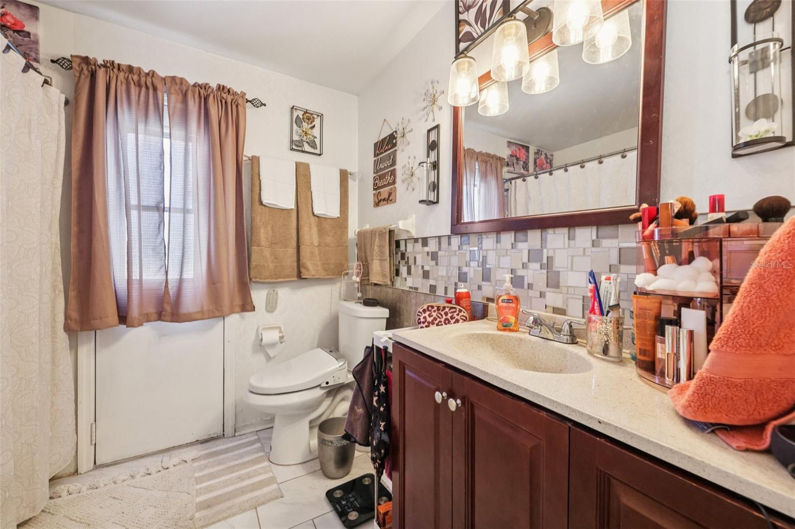 REGENCY PARK - Residential