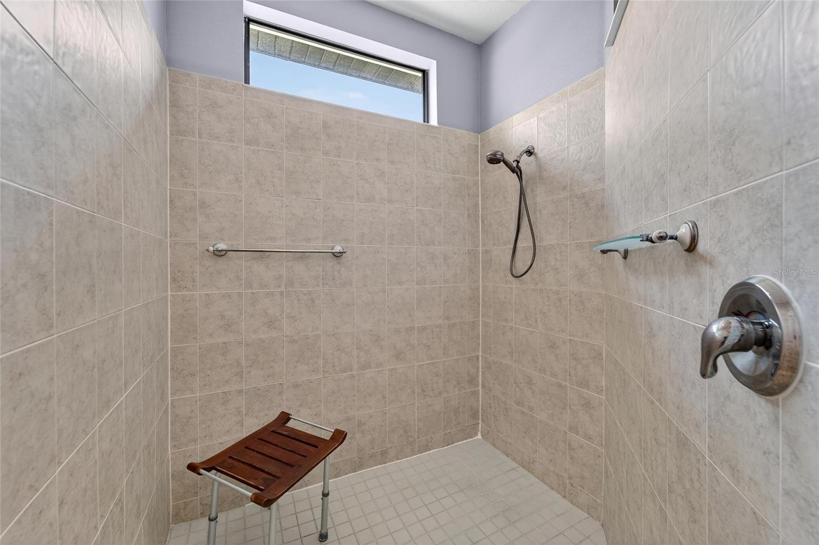 SOUTHSHORE FALLS PH 1 - Residential