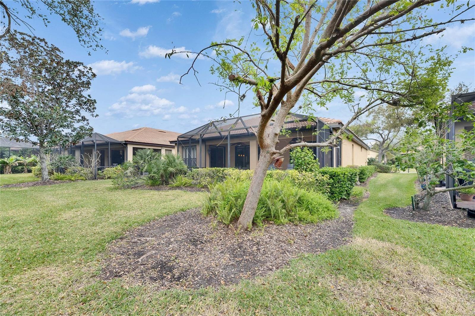 SOUTHSHORE FALLS PH 1 - Residential