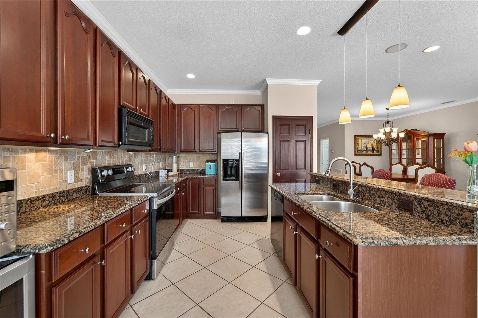 SOUTHSHORE FALLS PH 1 - Residential