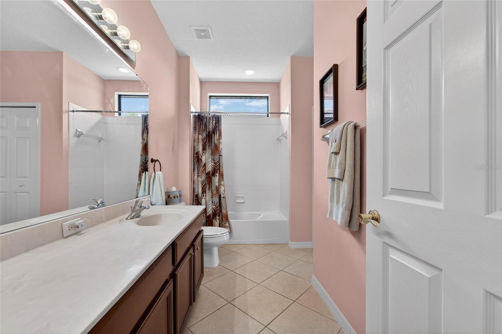 SOUTHSHORE FALLS PH 1 - Residential