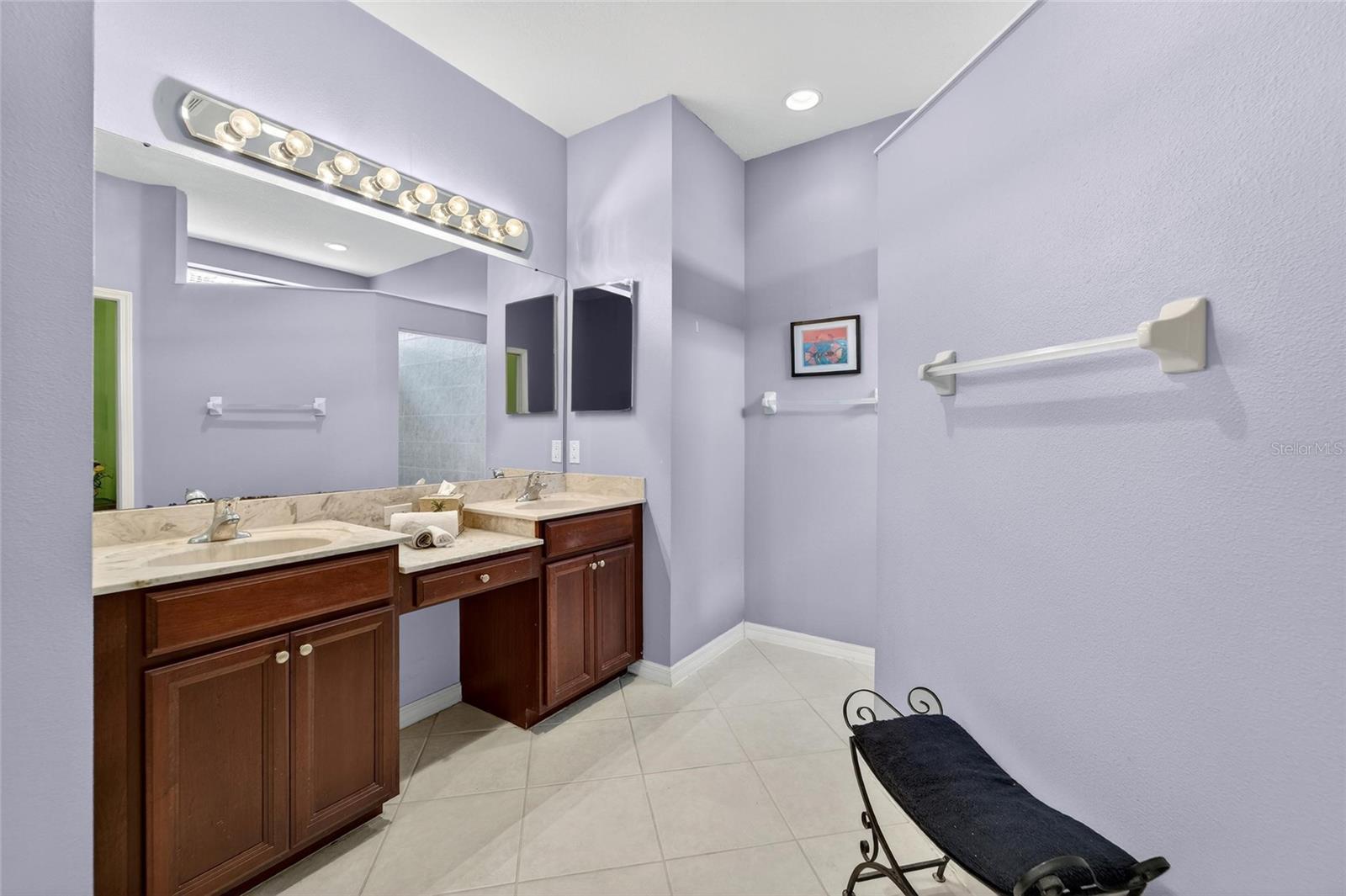 SOUTHSHORE FALLS PH 1 - Residential