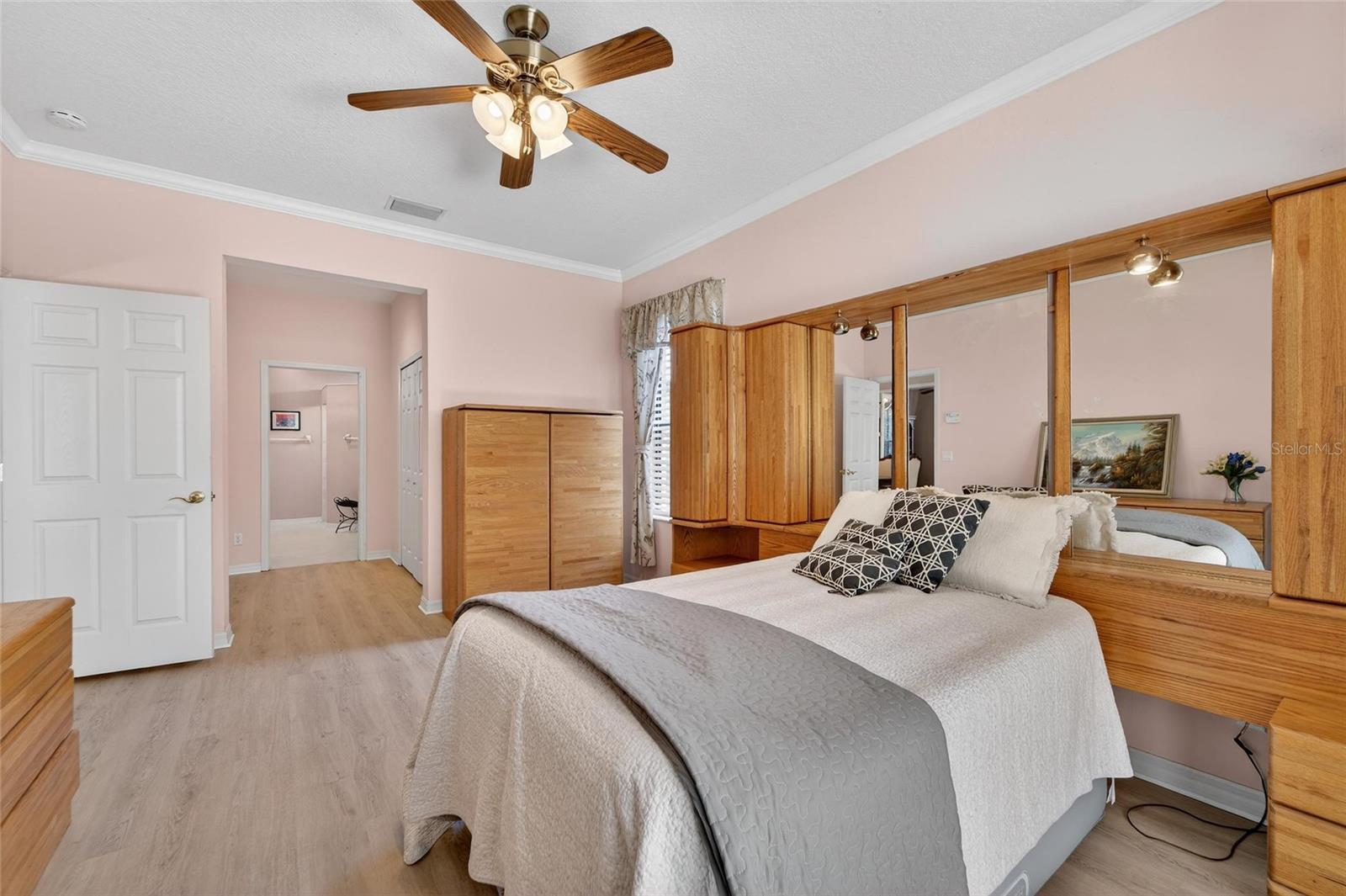 144 SILVER FALLS DRIVE