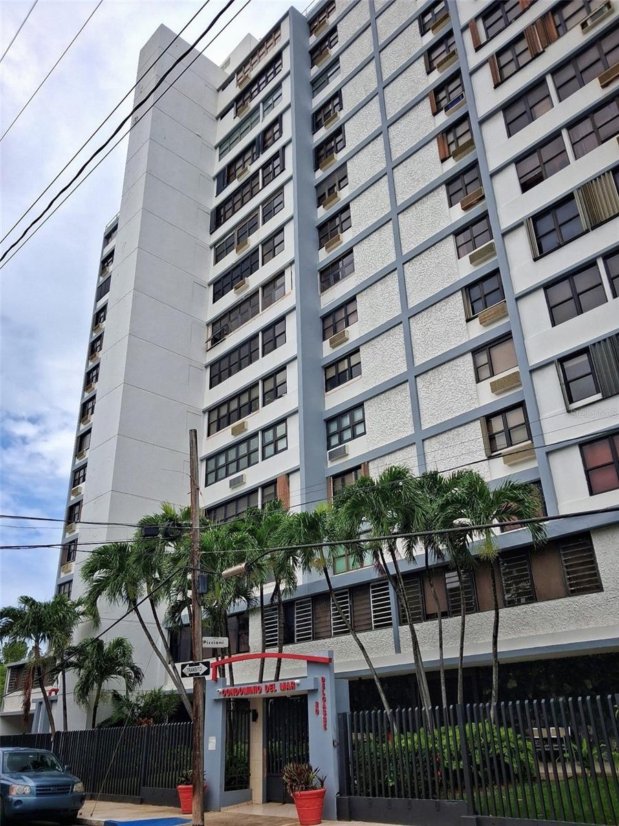 CONDOMINIO DEL MAR - Residential