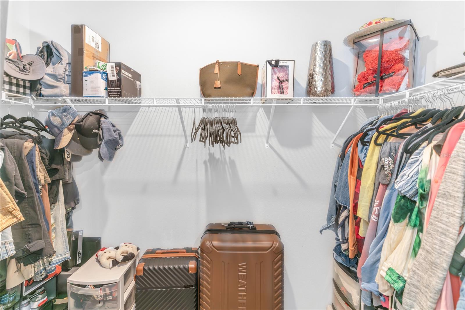 ALFORD OAKS - Residential