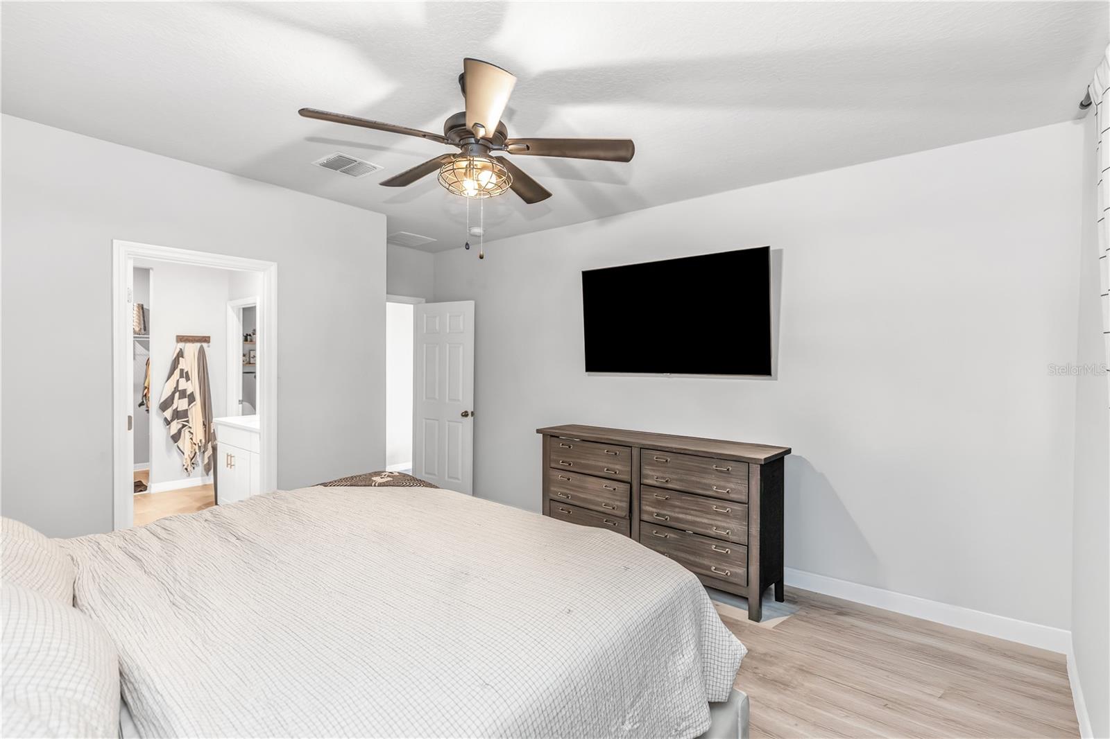 ALFORD OAKS - Residential