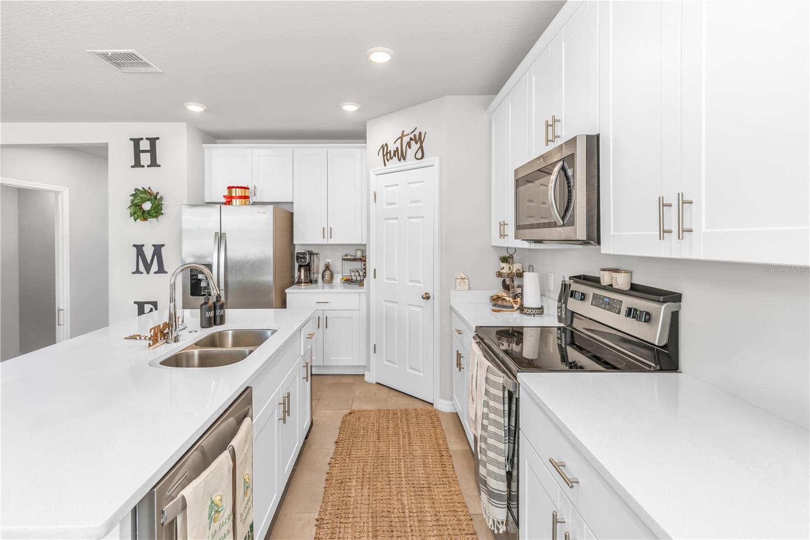 ALFORD OAKS - Residential