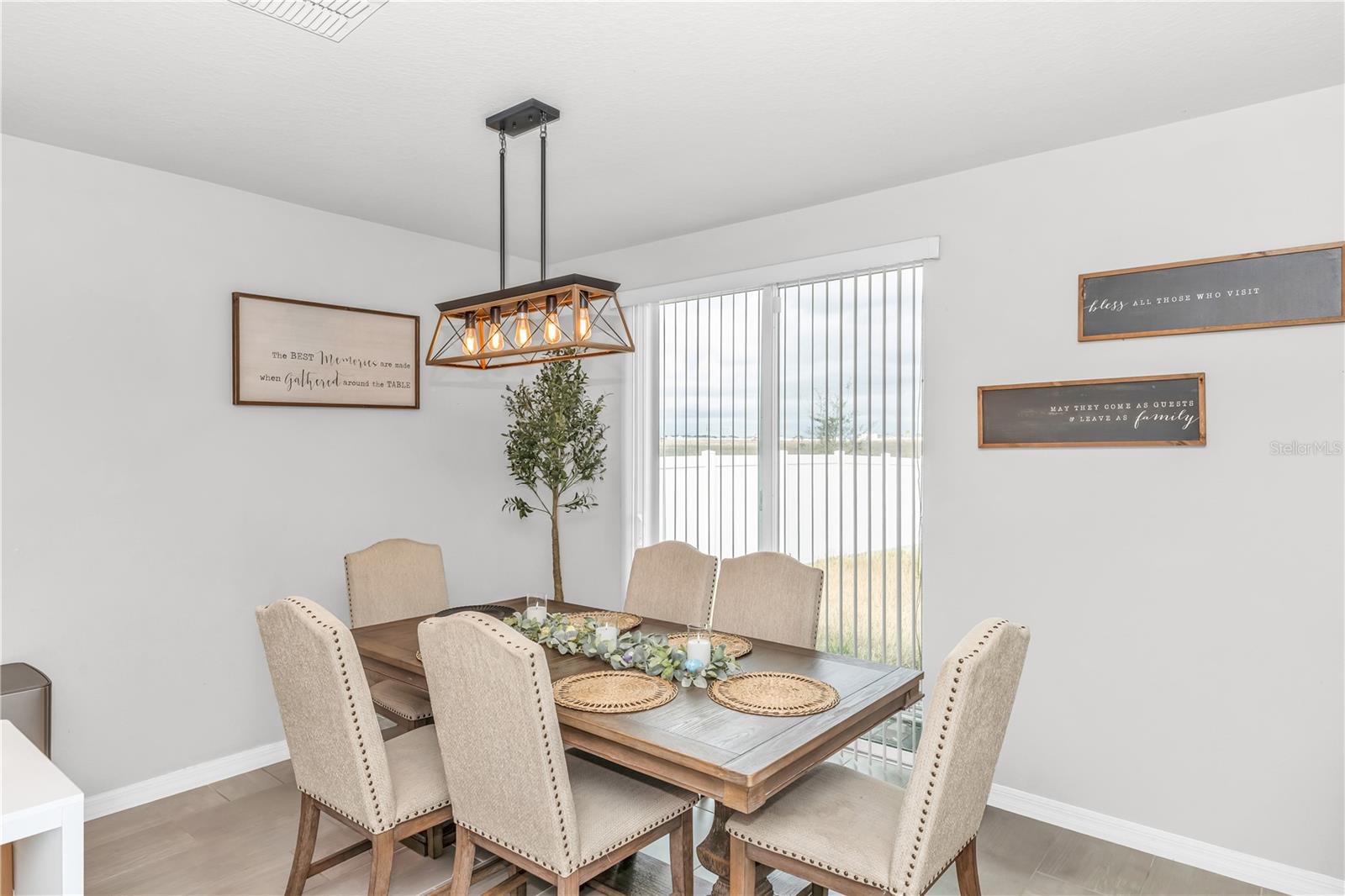 ALFORD OAKS - Residential