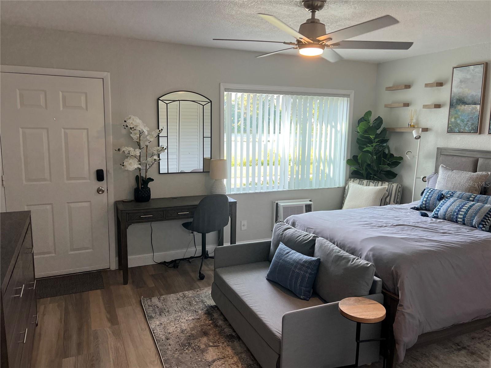 WATERSIDE CONDO II - Residential Lease