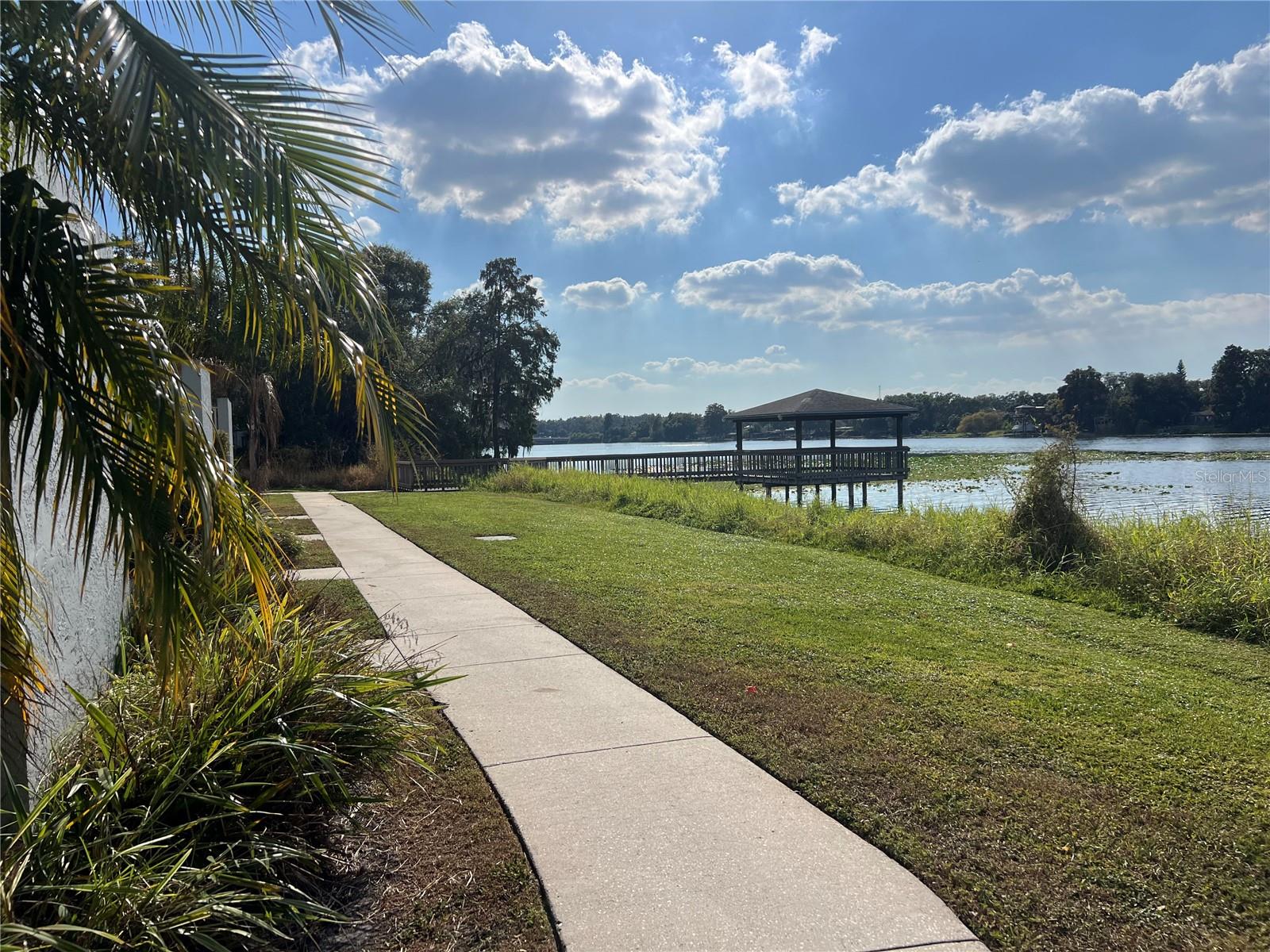 WATERSIDE CONDO II - Residential Lease