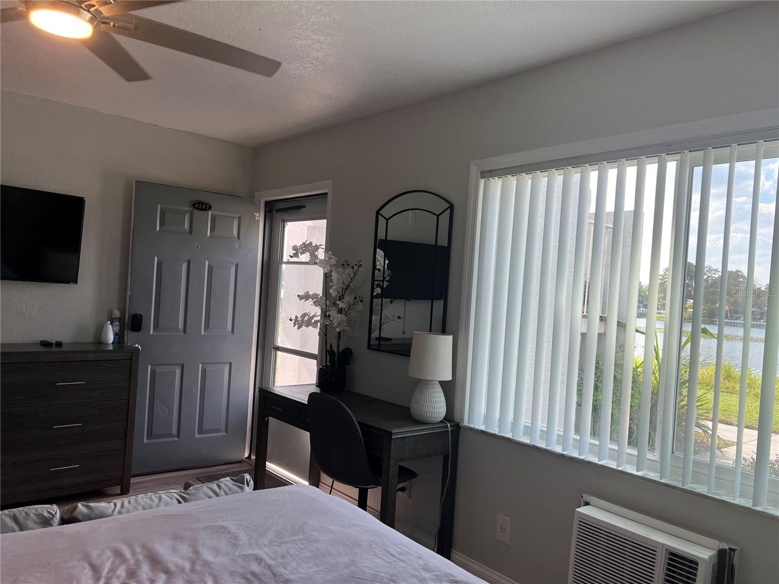 WATERSIDE CONDO II - Residential Lease