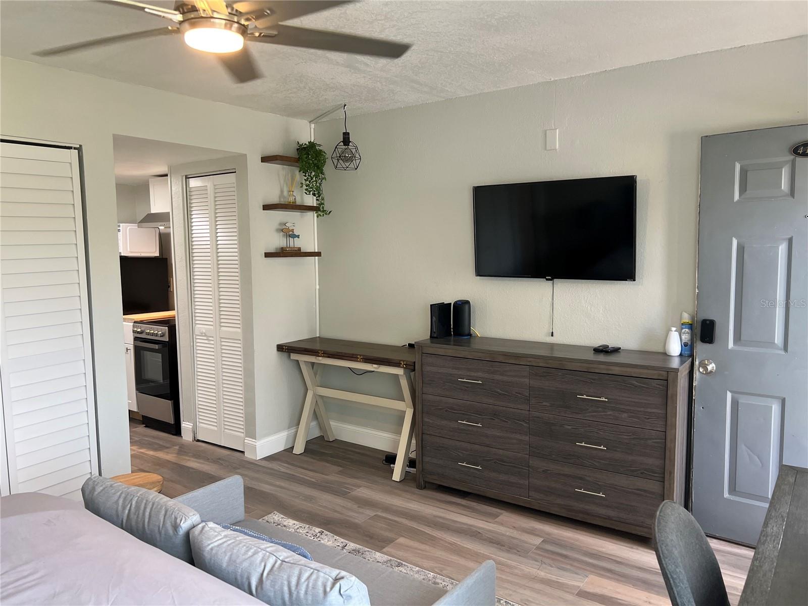 WATERSIDE CONDO II - Residential Lease