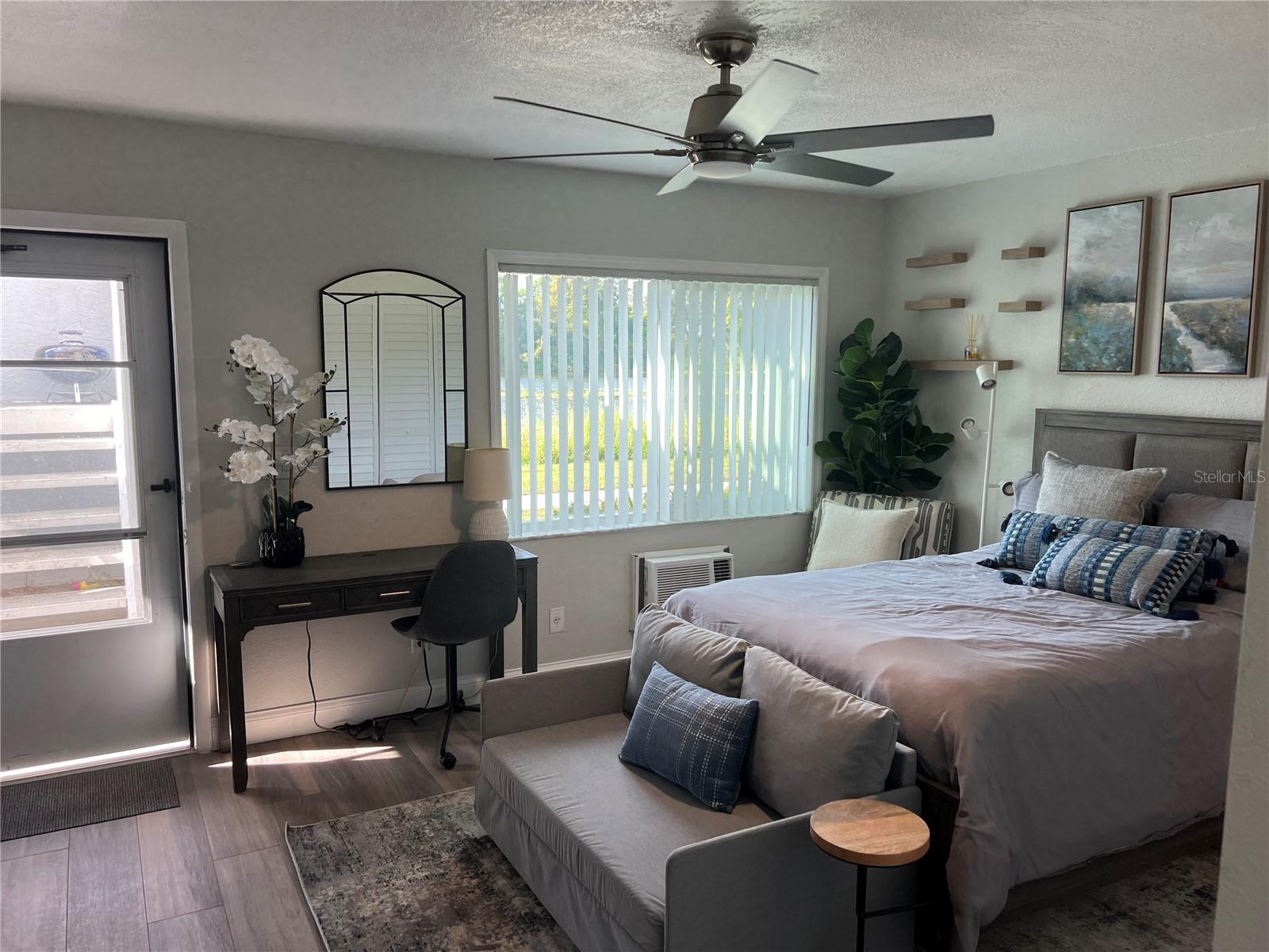 WATERSIDE CONDO II - Residential Lease