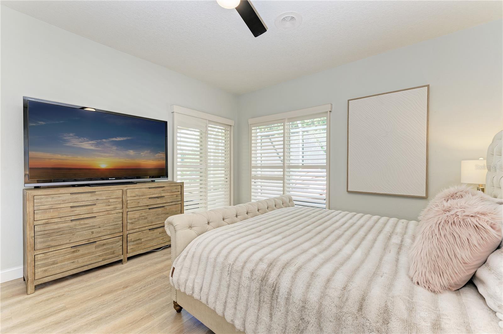 OAKBROOKE I AT RIVER CLUB NORTH - Residential