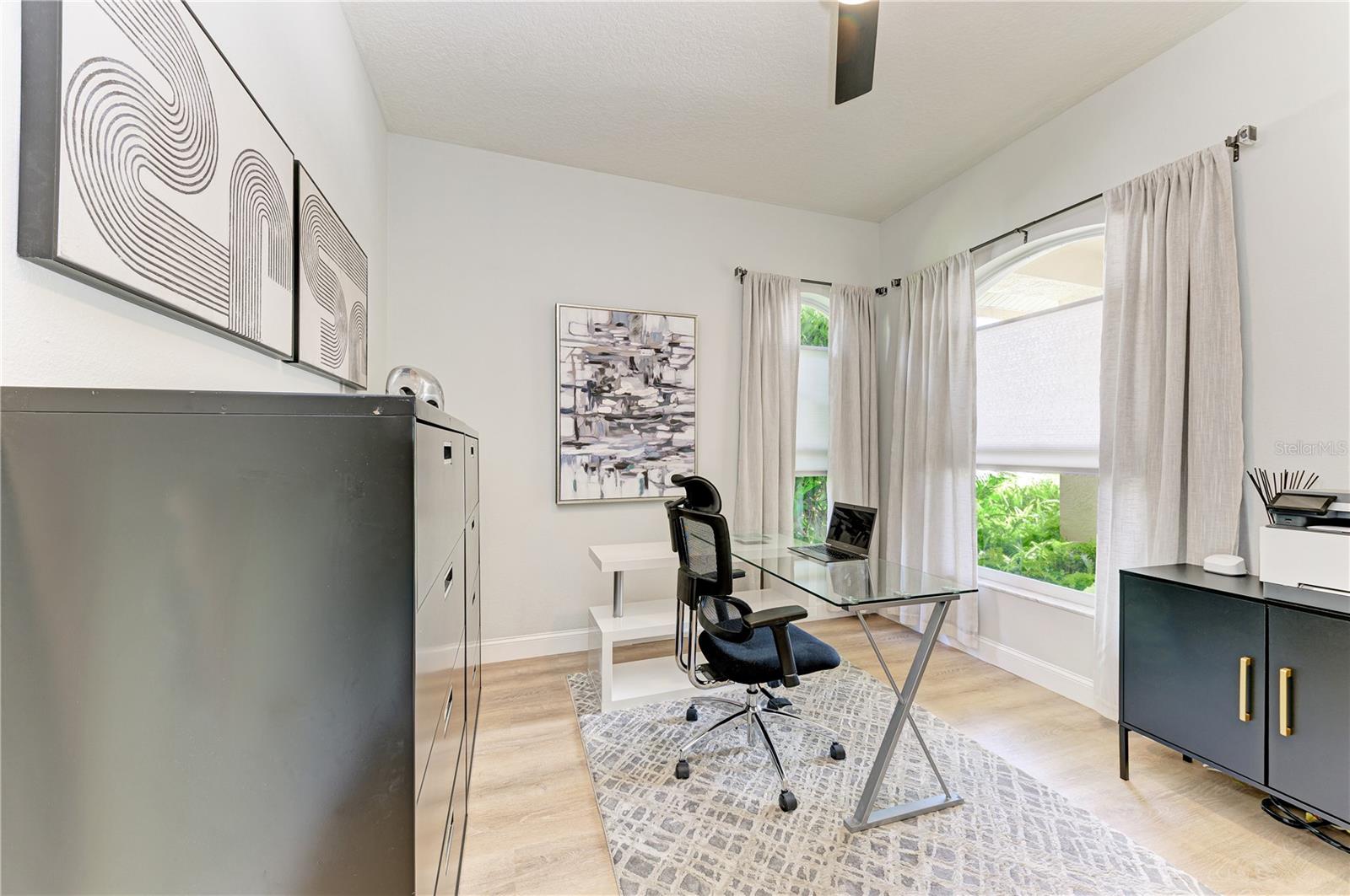 OAKBROOKE I AT RIVER CLUB NORTH - Residential