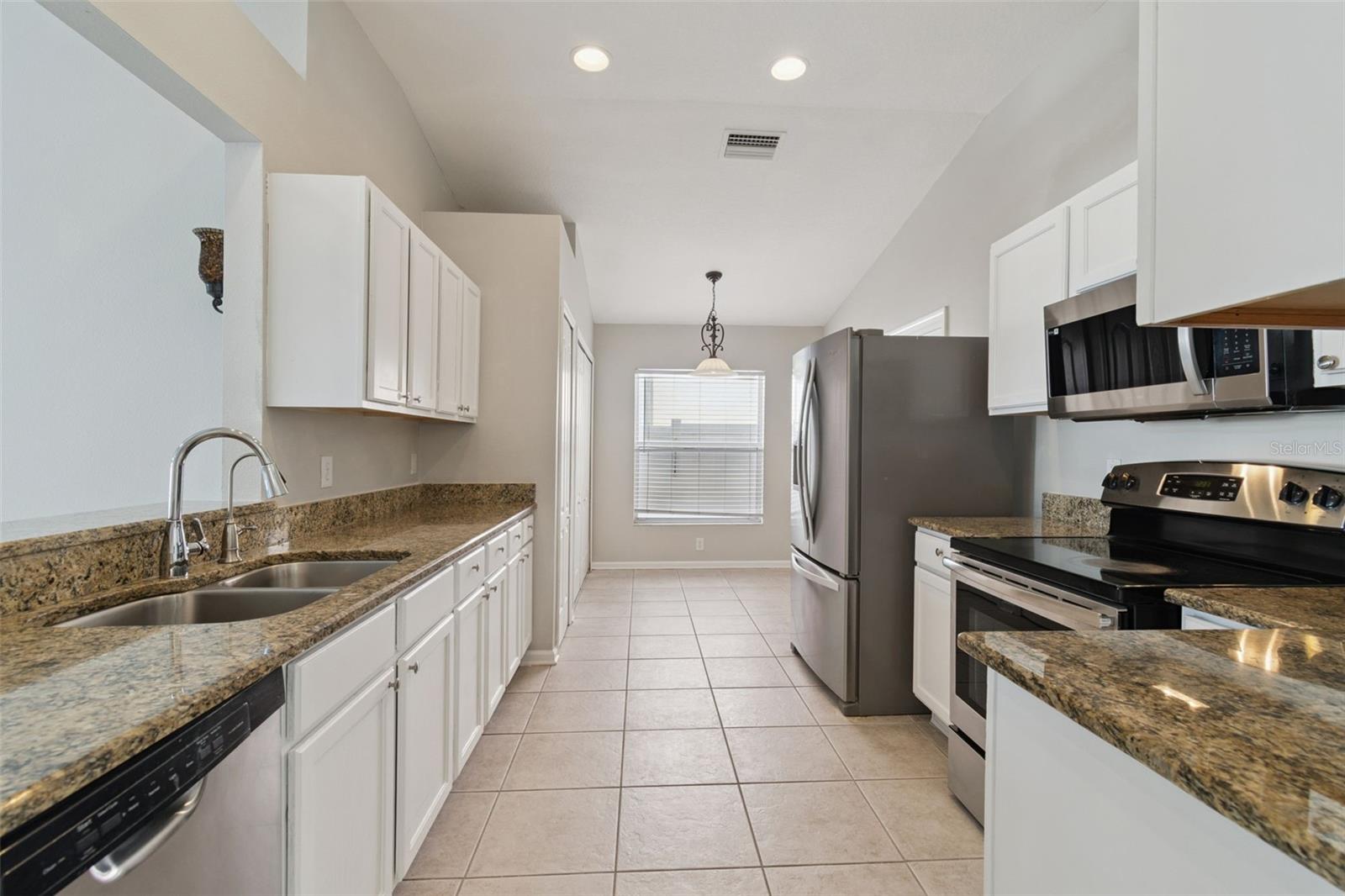 SOUTH COVE PH 1 - Residential