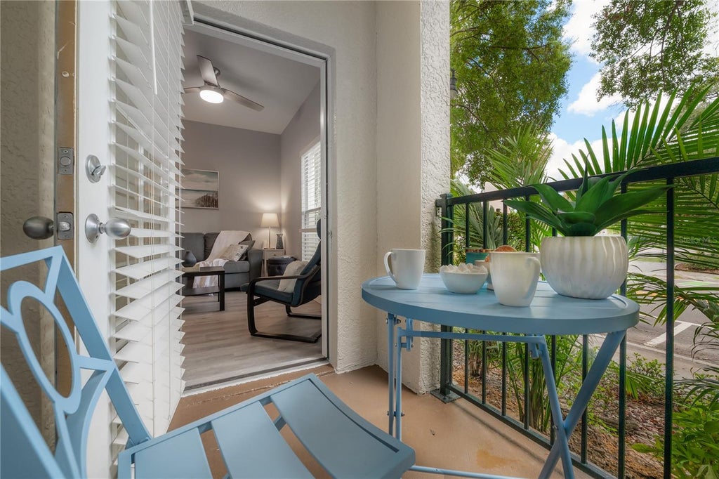 Photo of 402 S Armenia Avenue #114, Tampa, FL 33609 (MLS # TB8552044)